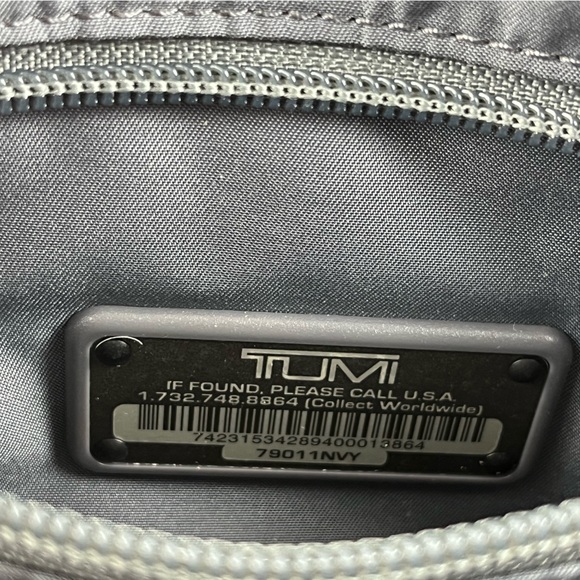 Tumi Unisex 79011NVY Shoulder Bag Blue Black Nylon Leather NEW - Picture 7 of 9